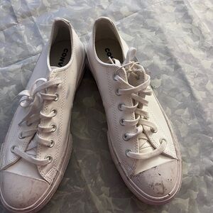 Converse Classic White  Sneakers. Very dirty, needs to be clean .